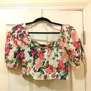 Zara puff sleeve floral crop top